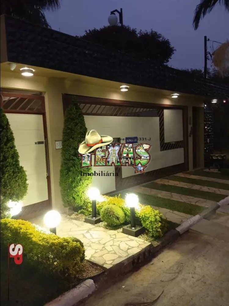 Casa, 3 quartos, 247 m² - Foto 2