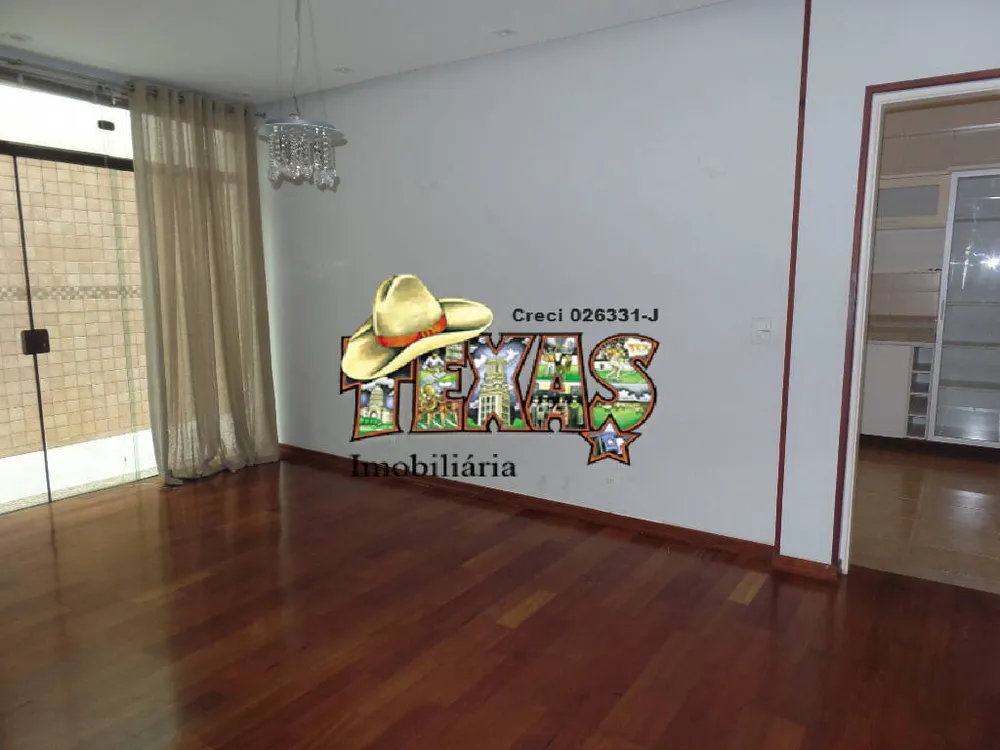 Casa, 3 quartos, 144 m² - Foto 1
