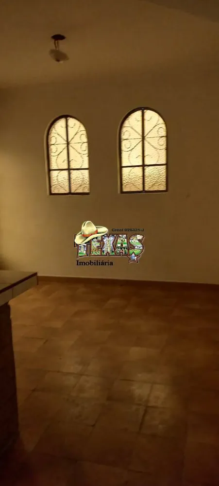 Casa, 2 quartos, 250 m² - Foto 1