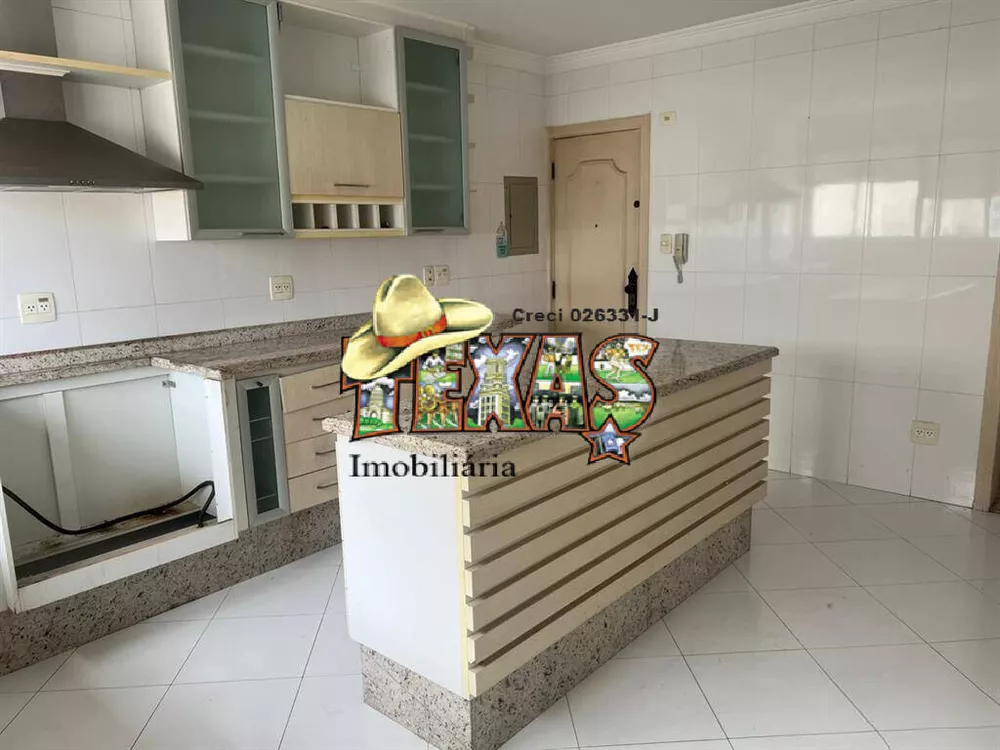 Apartamento à venda com 3 quartos, 130m² - Foto 2