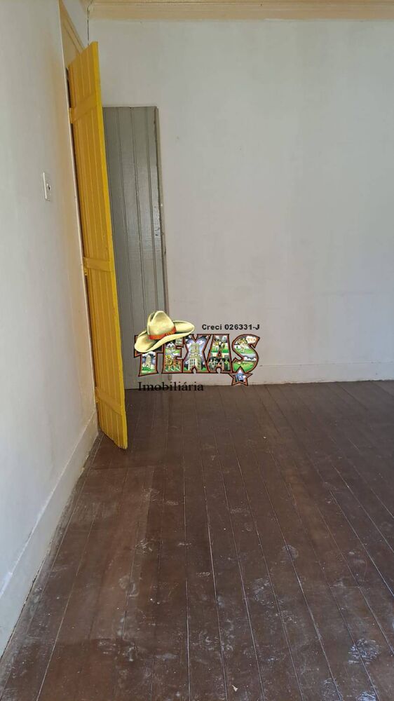 Casa para alugar com 1 quarto, 120m² - Foto 3