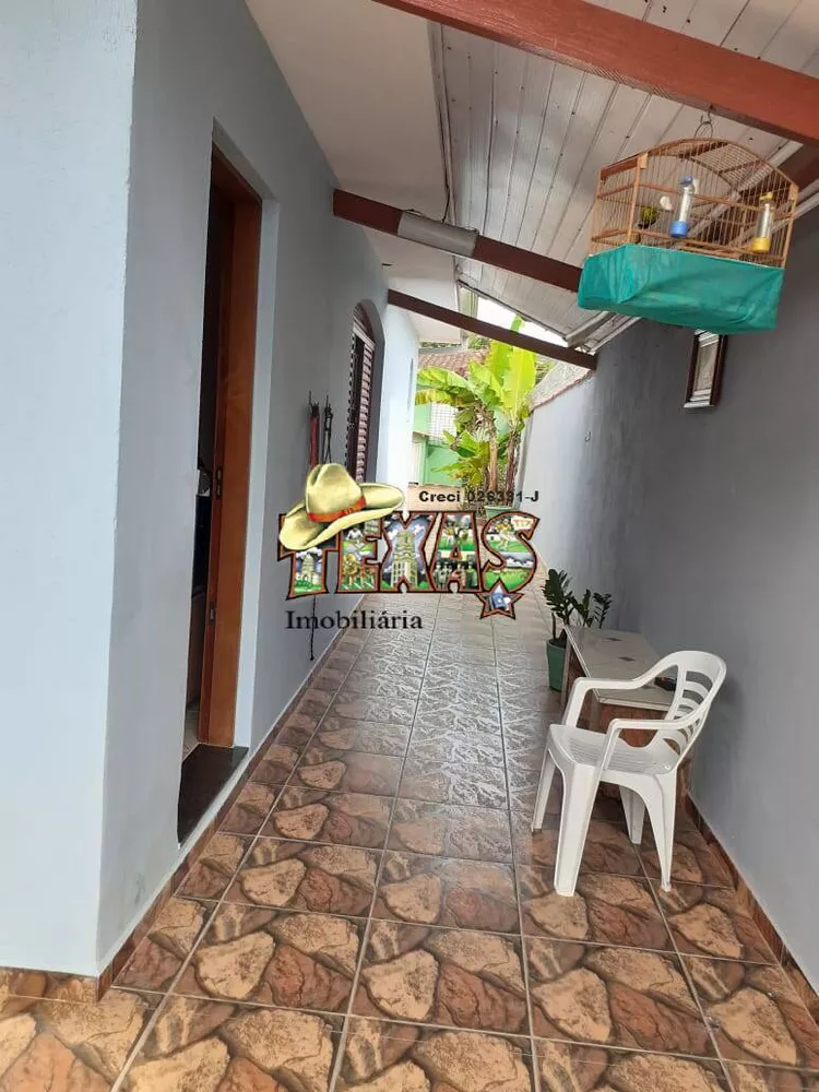 Casa à venda com 3 quartos, 120m² - Foto 4