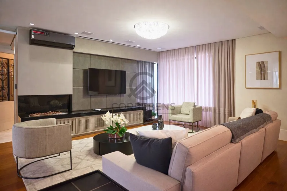 Apartamento, 3 quartos, 222 m² - Foto 1