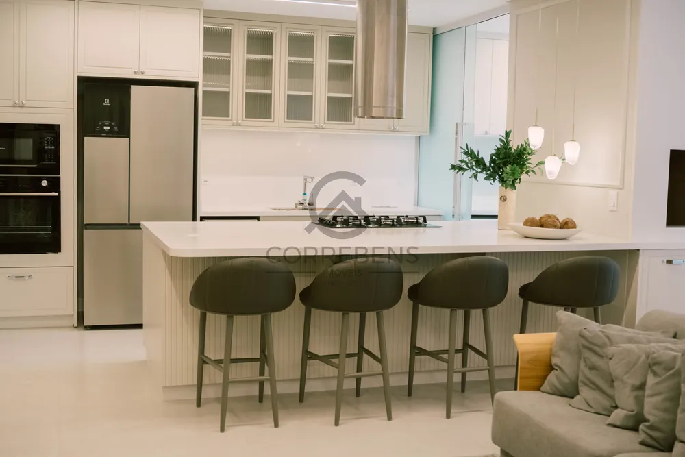 Apartamento, 3 quartos, 178 m² - Foto 2