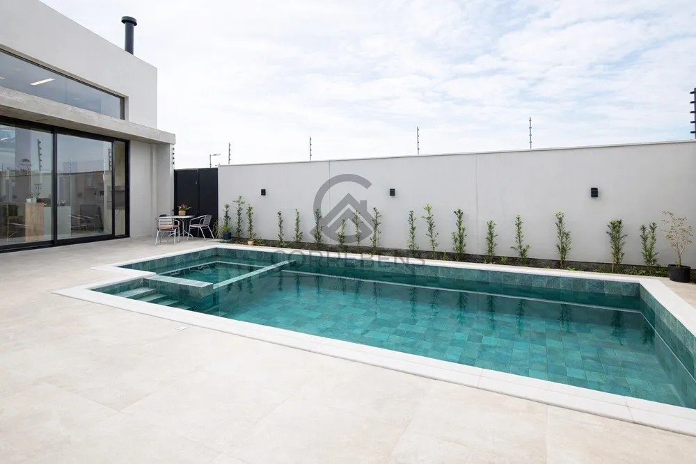 Casa, 3 quartos, 220 m² - Foto 1