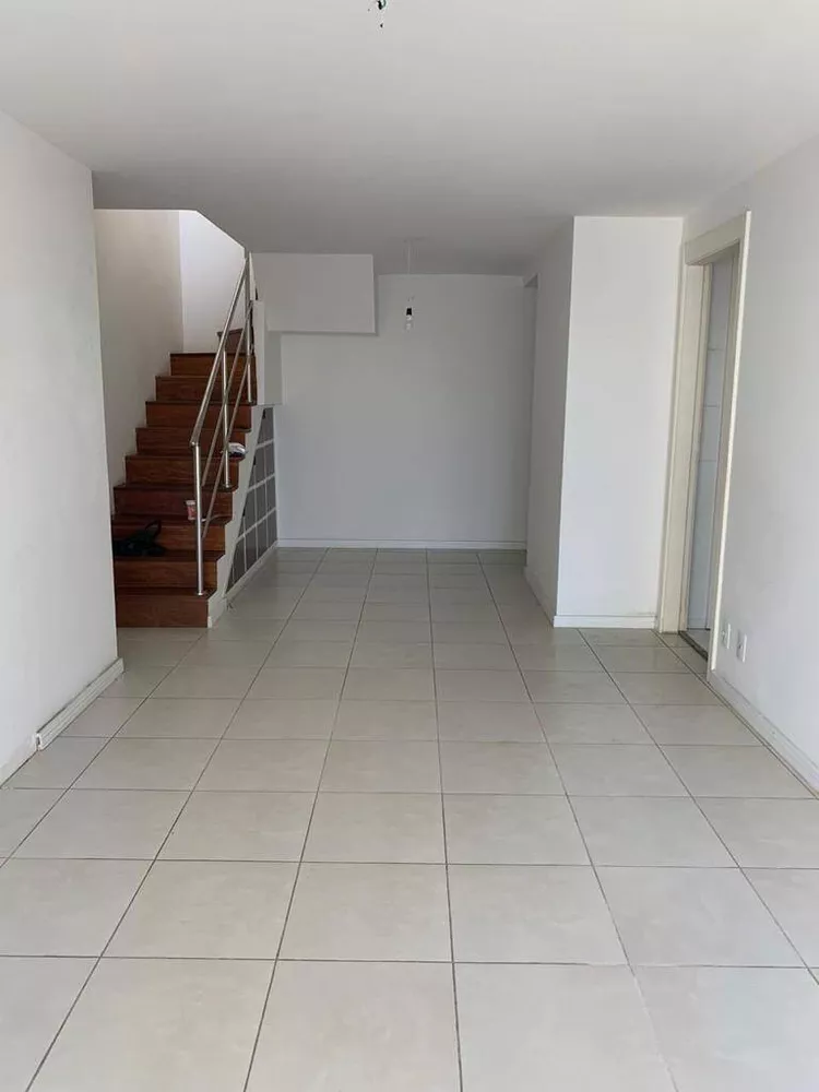 Cobertura à venda com 3 quartos, 260m² - Foto 4