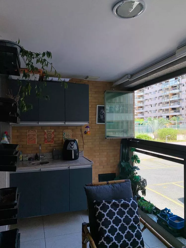 Apartamento à venda com 3 quartos, 82m² - Foto 2