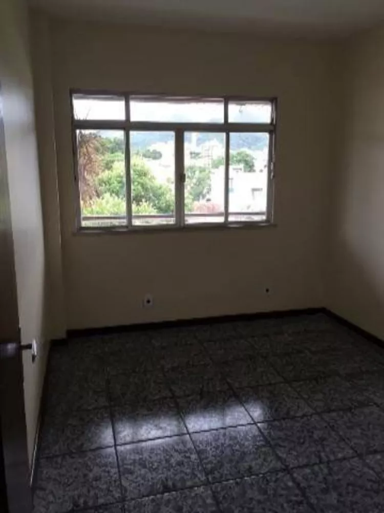 Apartamento à venda com 3 quartos, 127m² - Foto 8