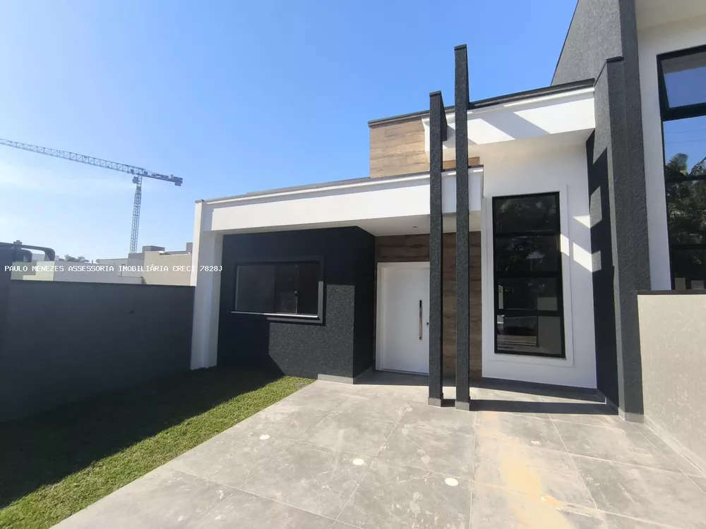 Casa à venda com 3 quartos, 180m² - Foto 2