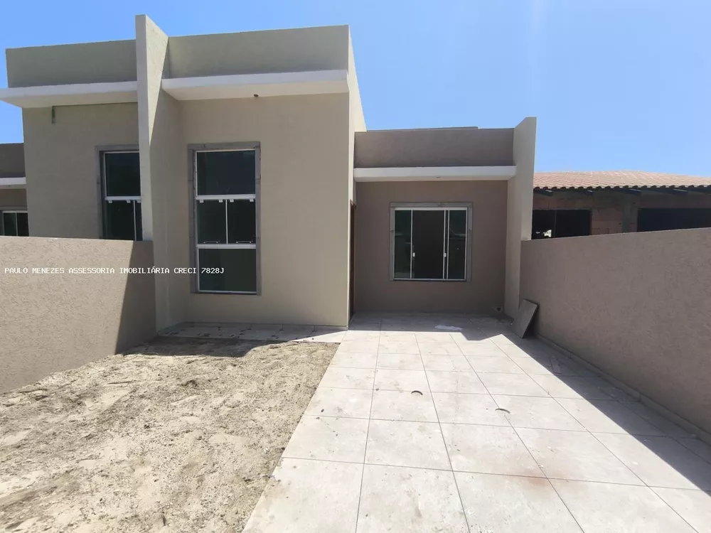 Casa à venda com 2 quartos, 96m² - Foto 2