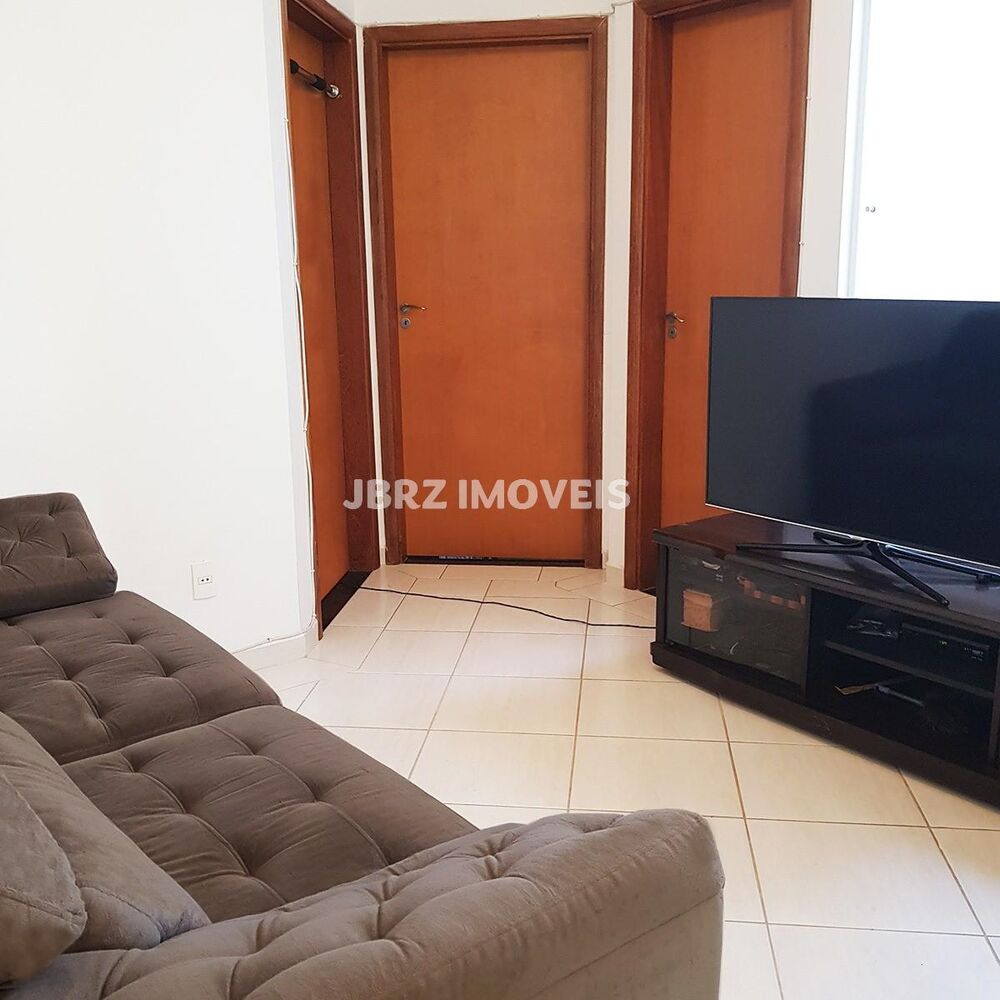 Casa à venda com 3 quartos, 130m² - Foto 2