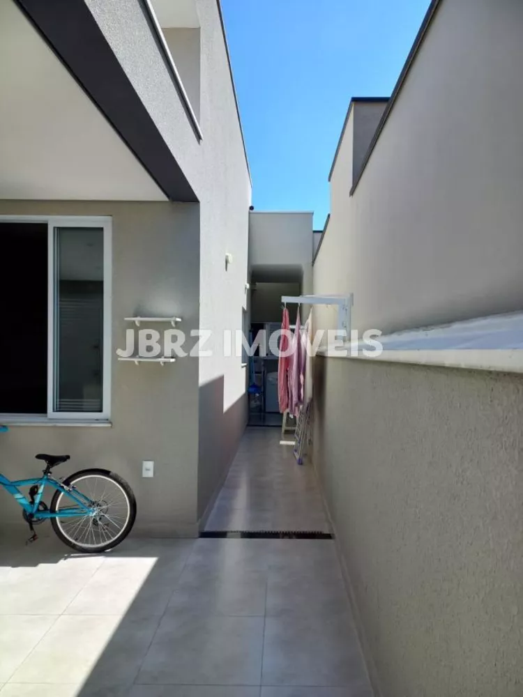 Casa à venda com 3 quartos, 110m² - Foto 2