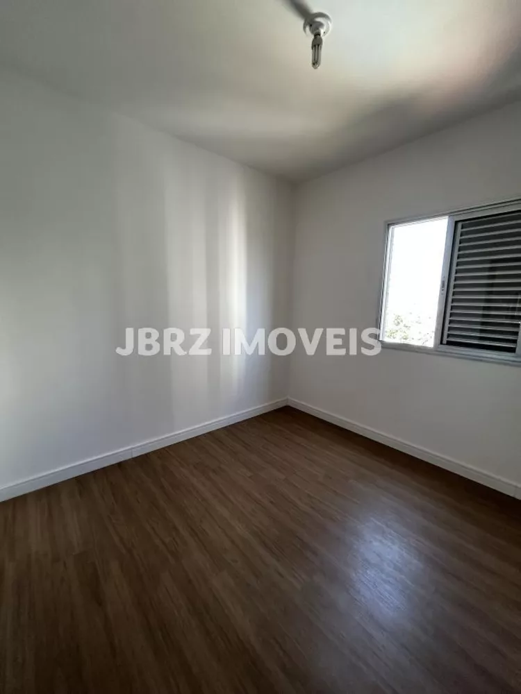 Apartamento à venda com 2 quartos, 84m² - Foto 2