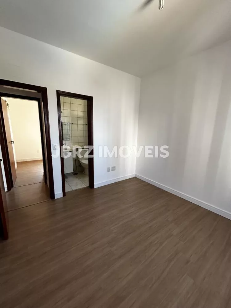 Apartamento à venda com 2 quartos, 84m² - Foto 3