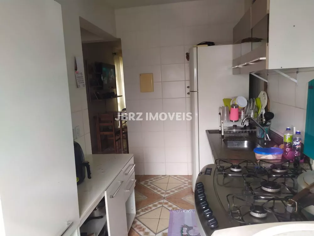 Apartamento à venda com 2 quartos, 51m² - Foto 3