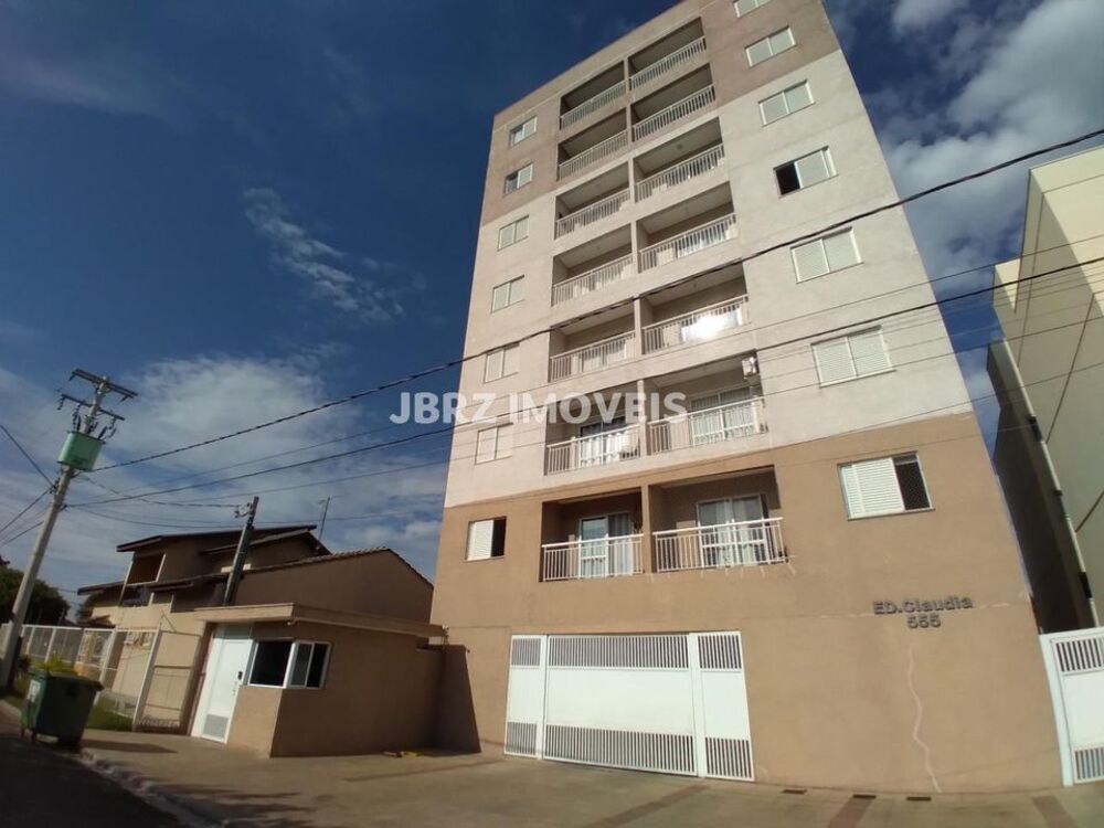 Apartamento para alugar com 2 quartos, 70m² - Foto 1