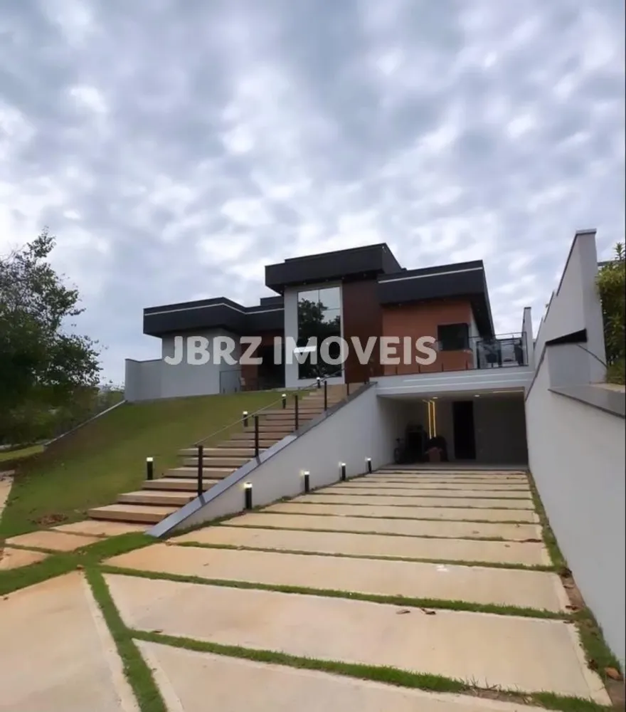 Casa, 4 quartos, 263 m² - Foto 1
