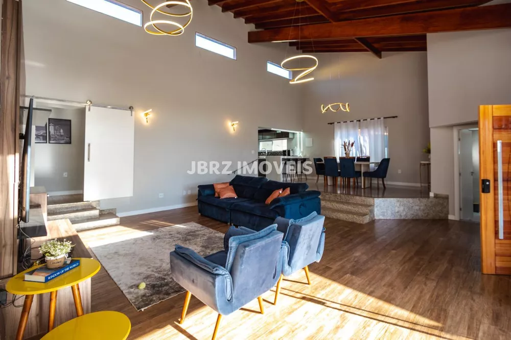 Fazenda à venda com 5 quartos, 350m² - Foto 4