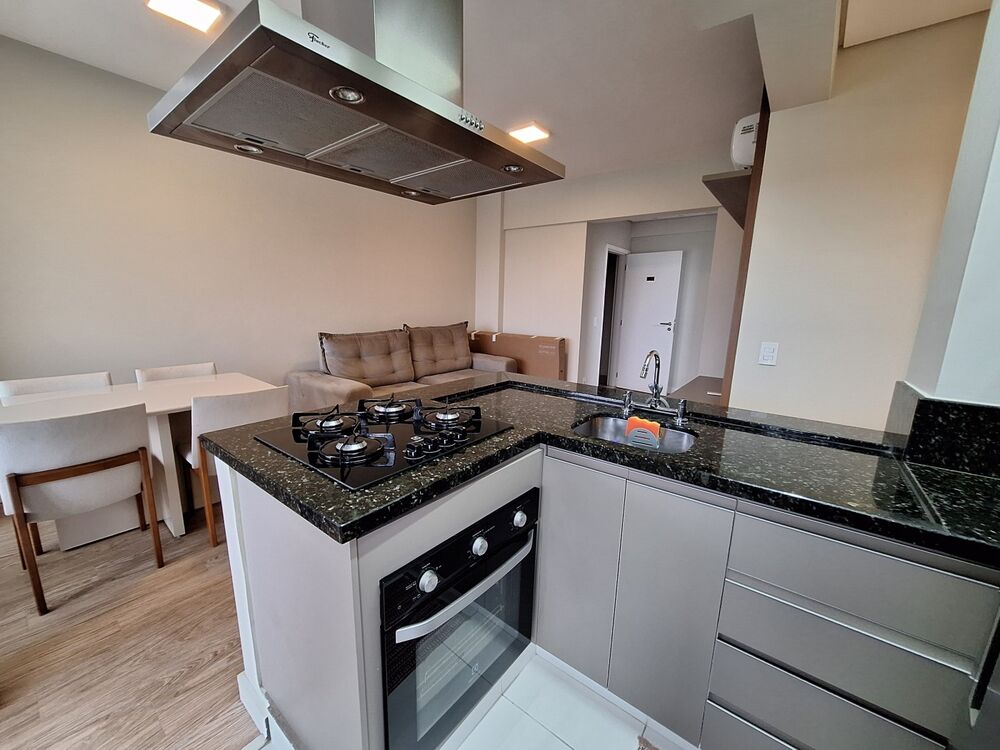 Apartamento para alugar com 2 quartos, 82m² - Foto 6