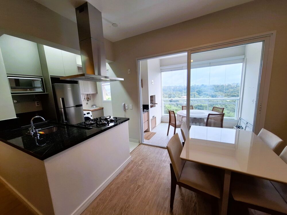 Apartamento para alugar com 2 quartos, 82m² - Foto 2