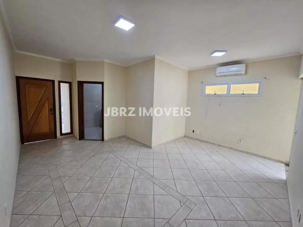 Casa à venda com 2 quartos, 109m² - Foto 3