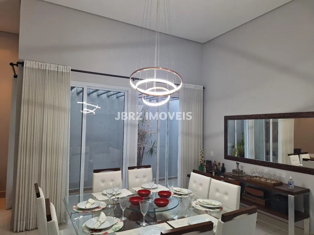 Casa, 3 quartos, 215 m² - Foto 2