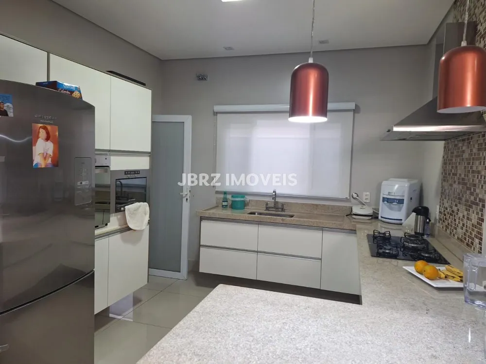 Casa, 3 quartos, 215 m² - Foto 4
