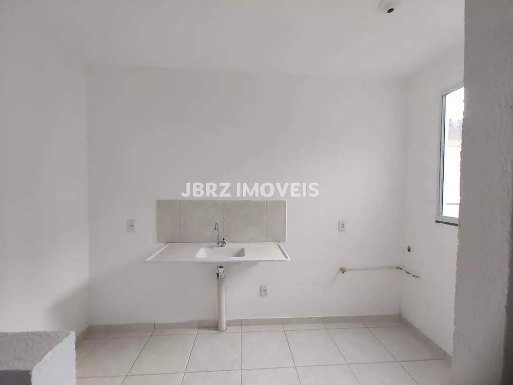 Apartamento à venda com 2 quartos, 43m² - Foto 3