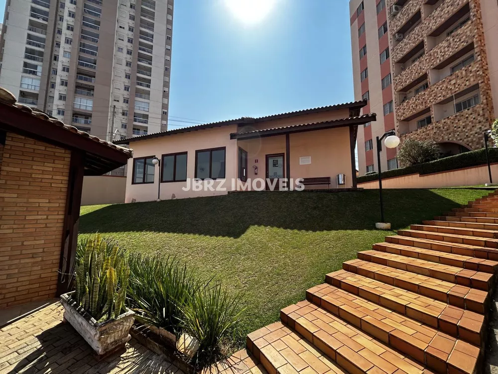 Apartamento à venda com 3 quartos, 84m² - Foto 1