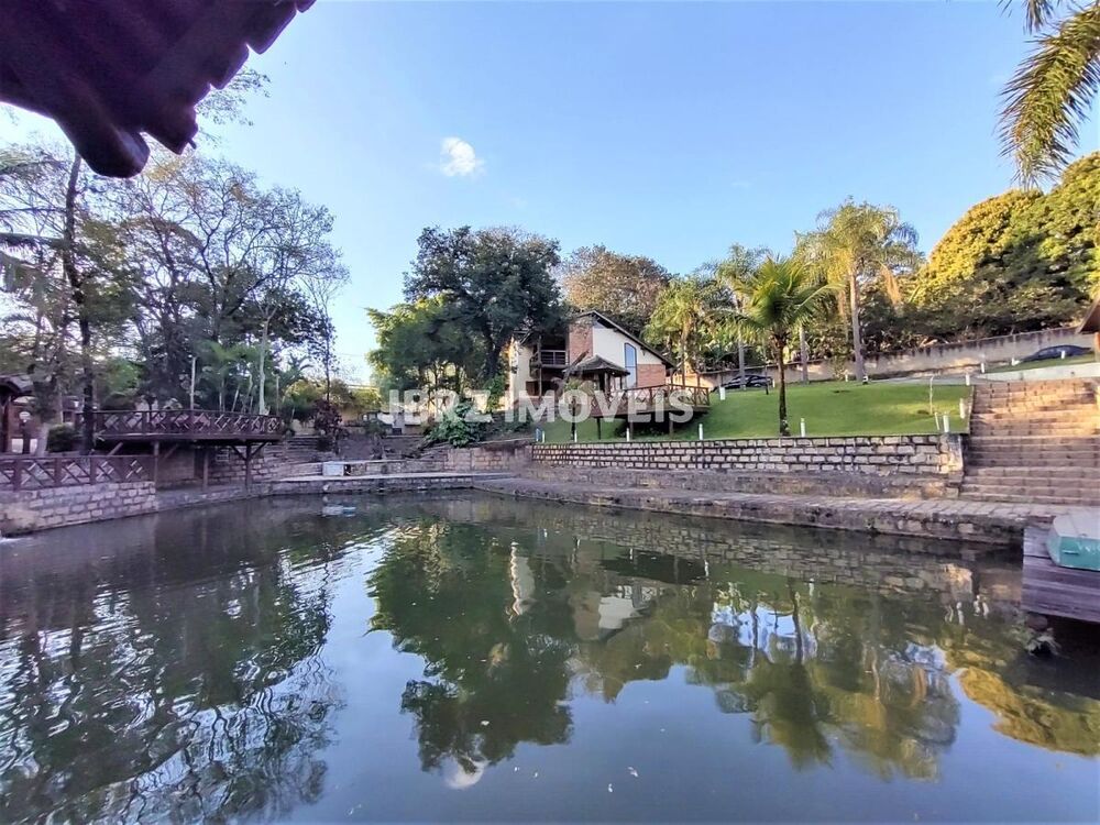 Chácara à venda com 5 quartos, 800m² - Foto 20