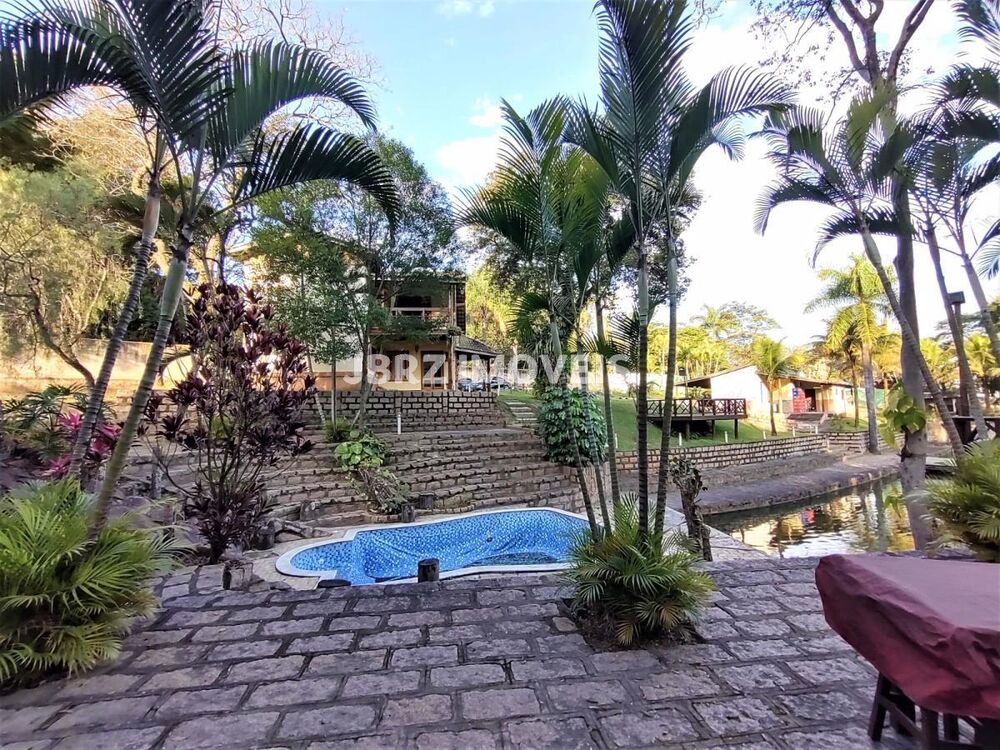 Chácara à venda com 5 quartos, 800m² - Foto 14