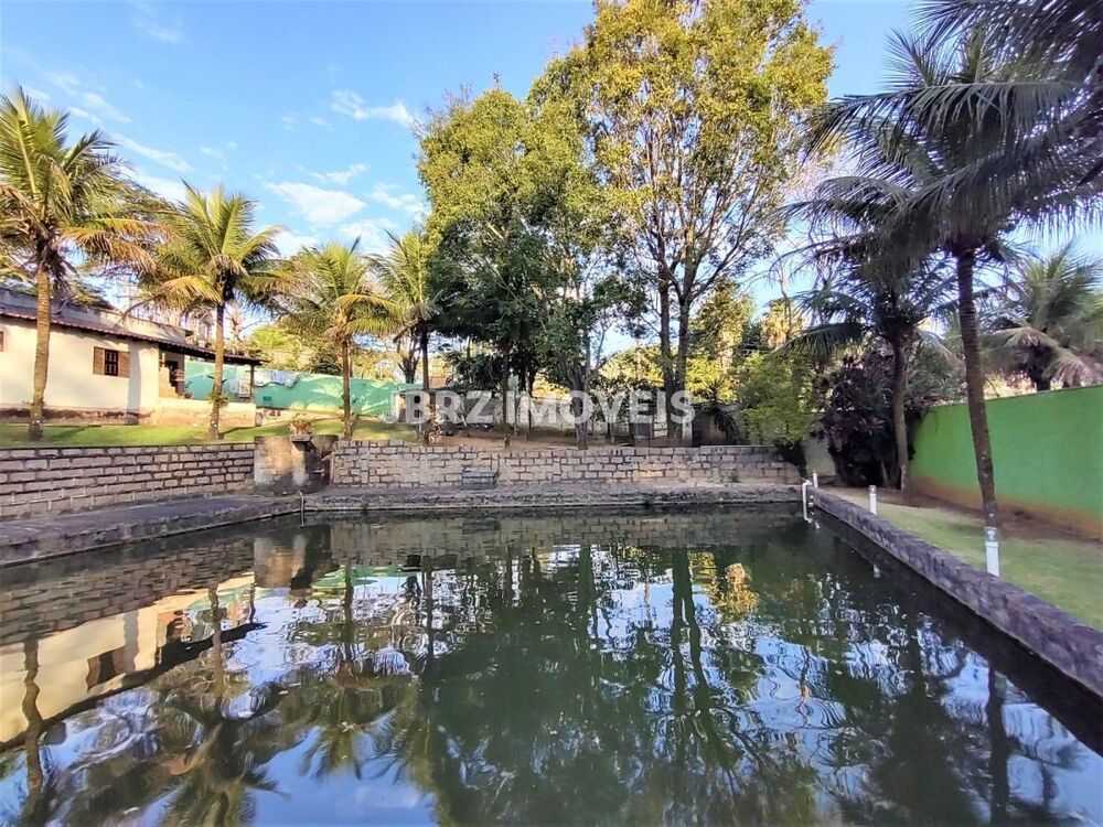 Chácara à venda com 5 quartos, 800m² - Foto 26