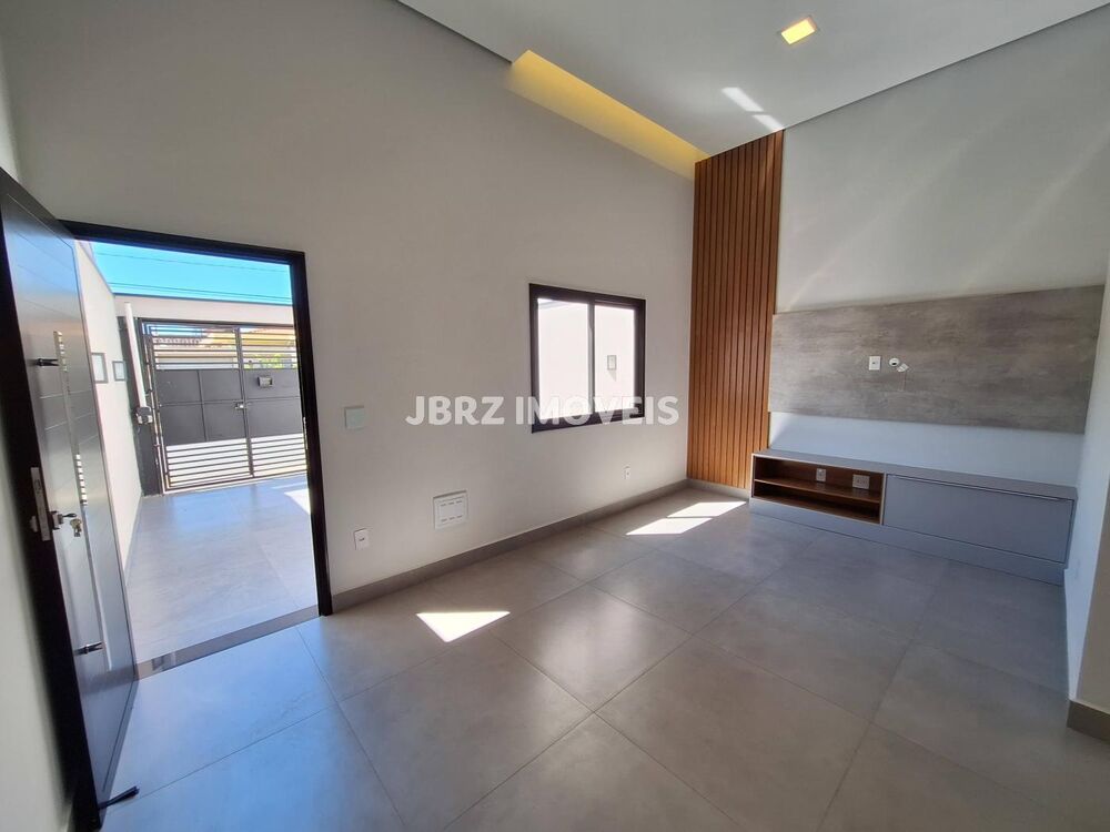 Casa à venda com 3 quartos, 95m² - Foto 4