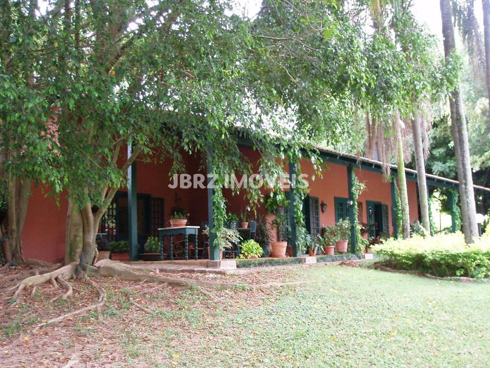 Sítio à venda com 12 quartos, 1011m² - Foto 2