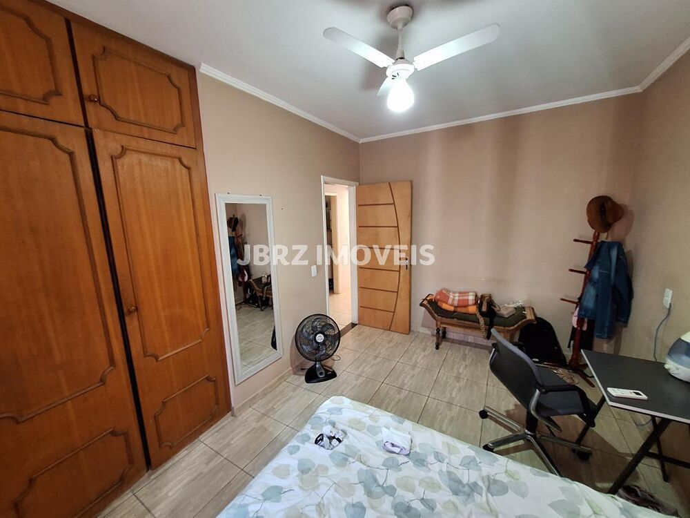 Casa à venda com 4 quartos, 130m² - Foto 10