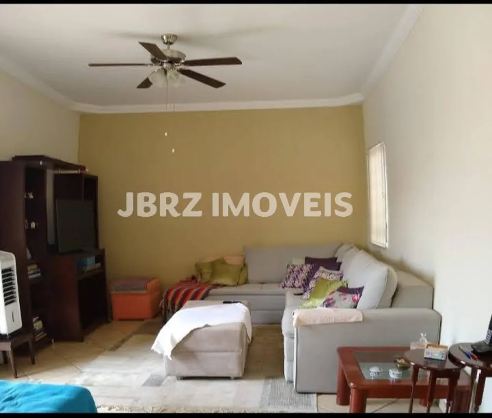 Casa, 3 quartos, 220 m² - Foto 2