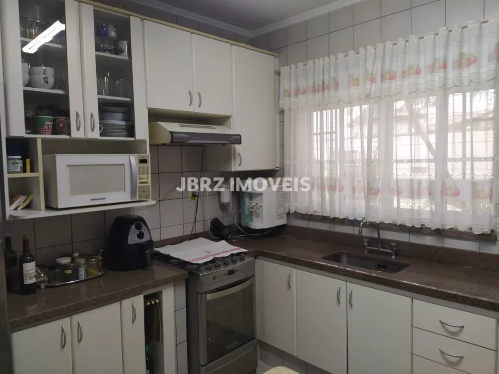 Casa, 3 quartos, 250 m² - Foto 5