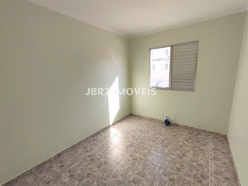 Apartamento à venda com 3 quartos, 64m² - Foto 4