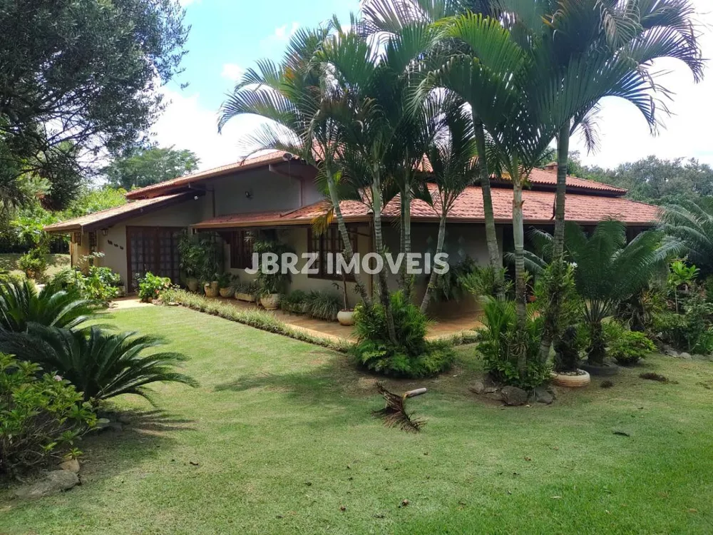 Fazenda à venda com 3 quartos, 270m² - Foto 2