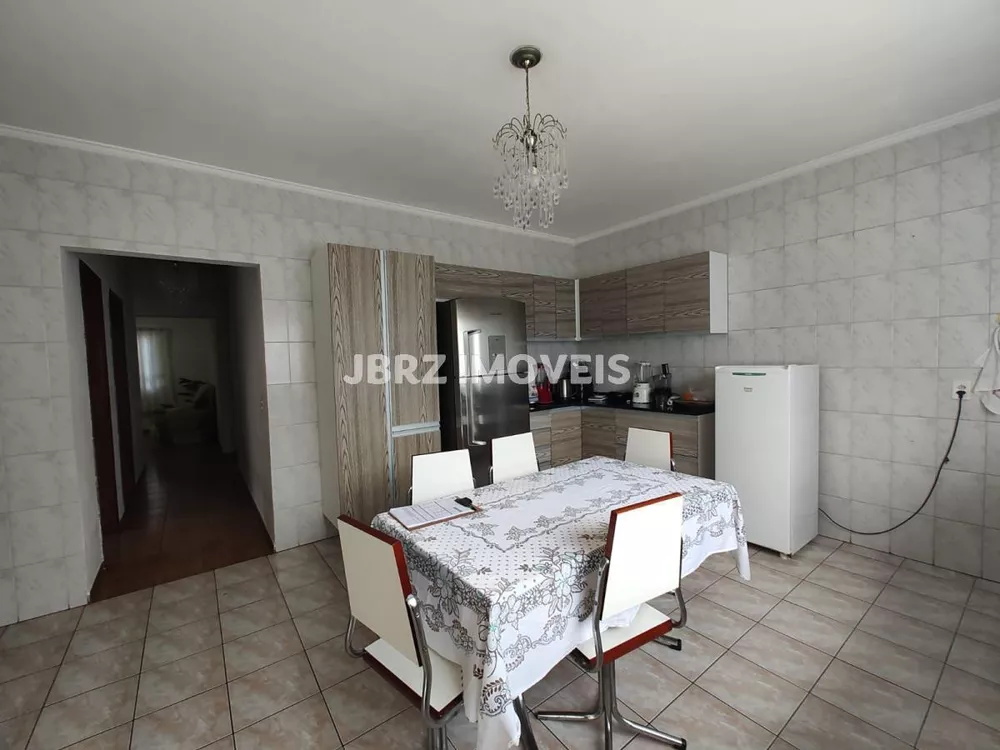 Casa à venda com 3 quartos, 132m² - Foto 4