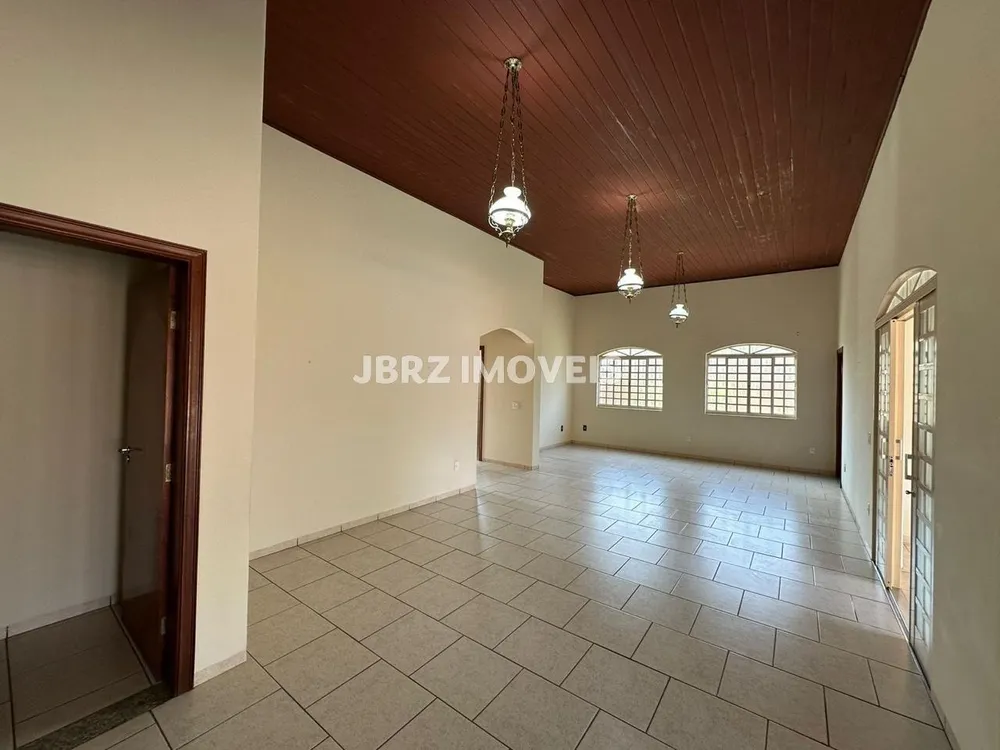 Chácara, 3 quartos, 1022 m² - Foto 5