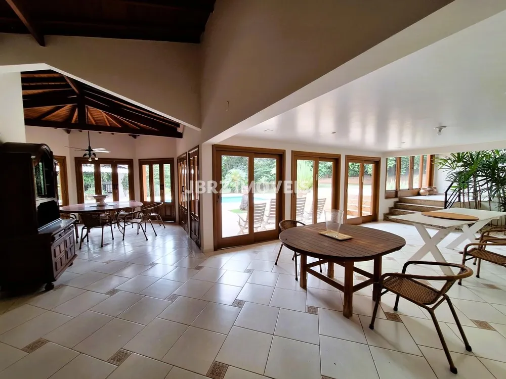 Chácara, 5 quartos, 2500 m² - Foto 1