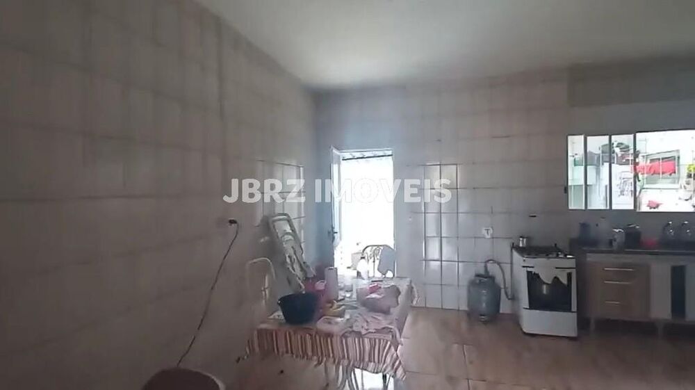 Casa à venda com 2 quartos, 82m² - Foto 6