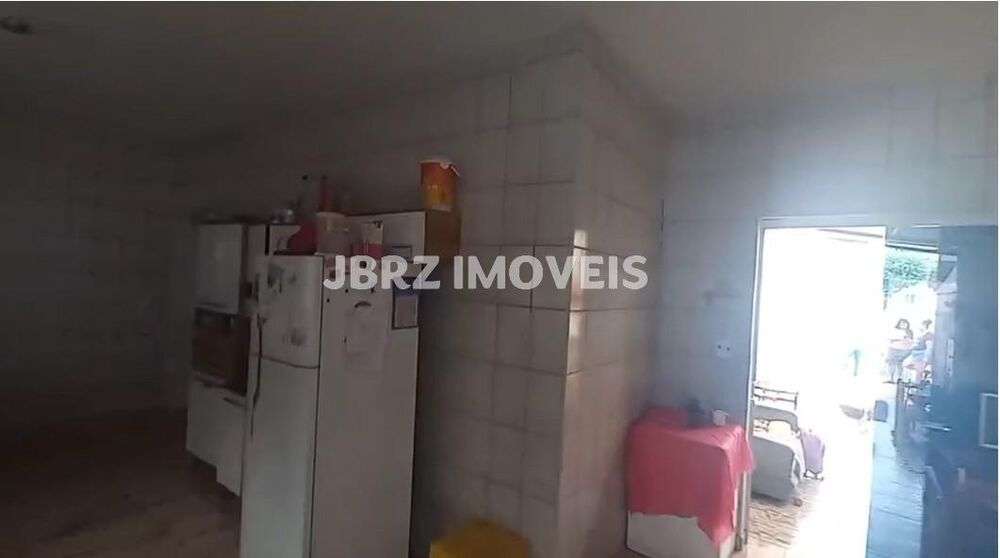 Casa à venda com 2 quartos, 82m² - Foto 8