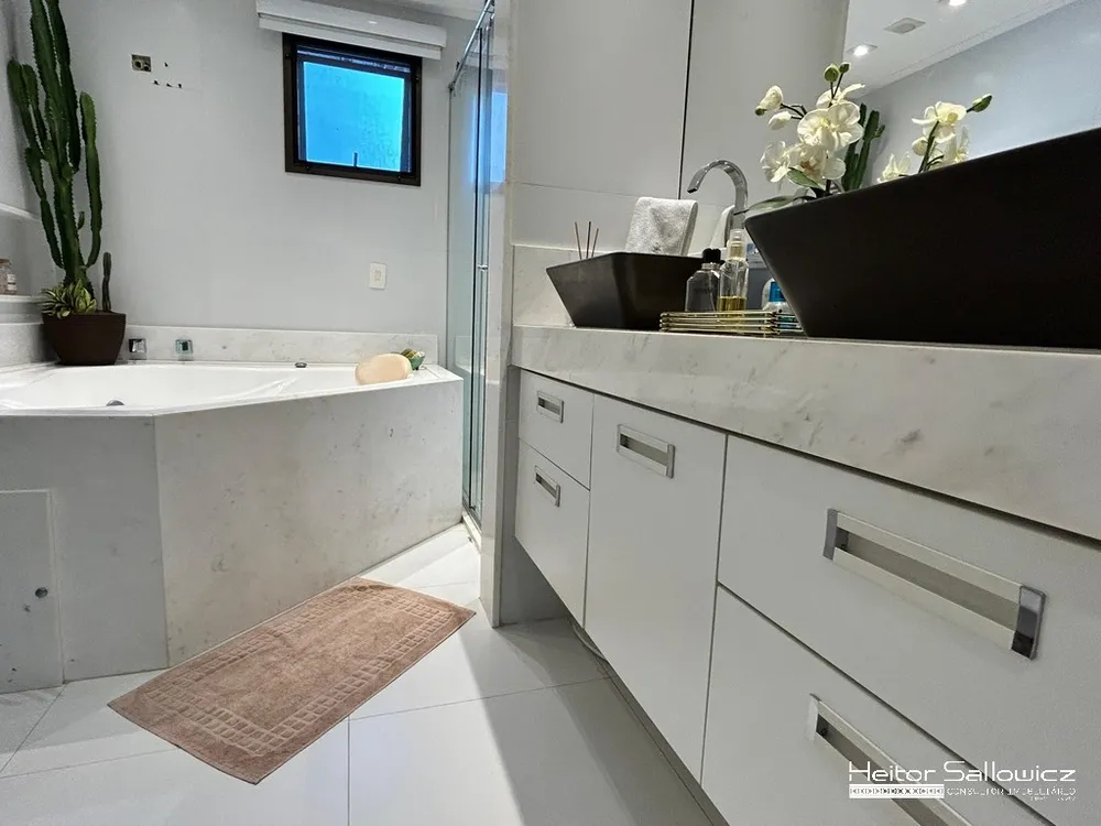 Apartamento, 3 quartos, 220 m² - Foto 8