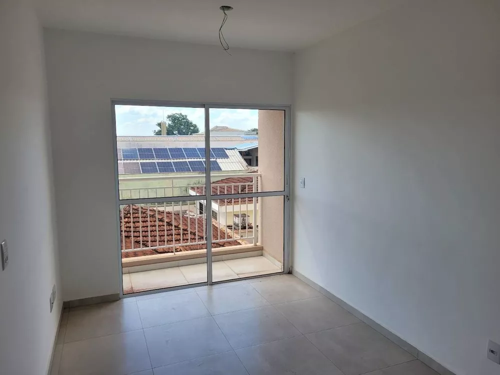 Apartamento à venda com 2 quartos, 60m² - Foto 1