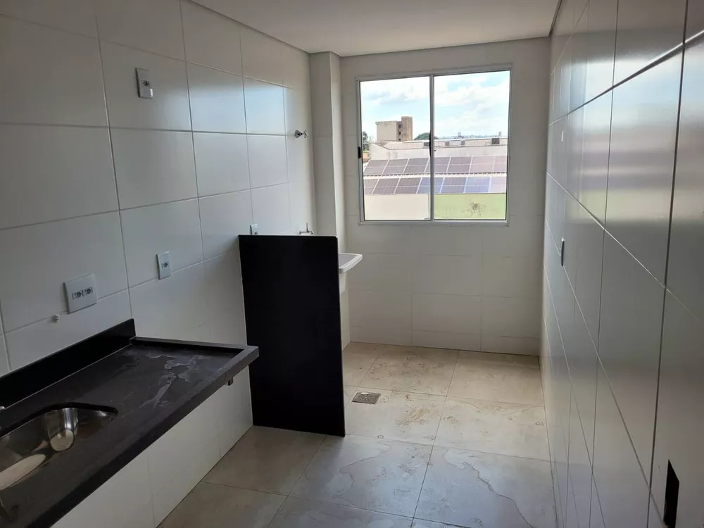 Apartamento à venda com 2 quartos, 60m² - Foto 3