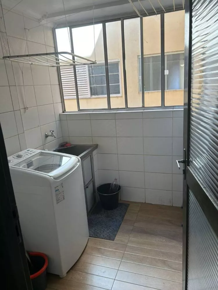 Apartamento para alugar com 2 quartos, 96m² - Foto 15