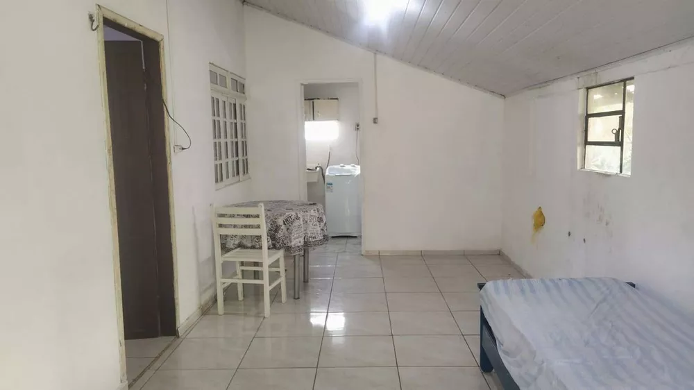 Casa à venda com 2 quartos, 75m² - Foto 5