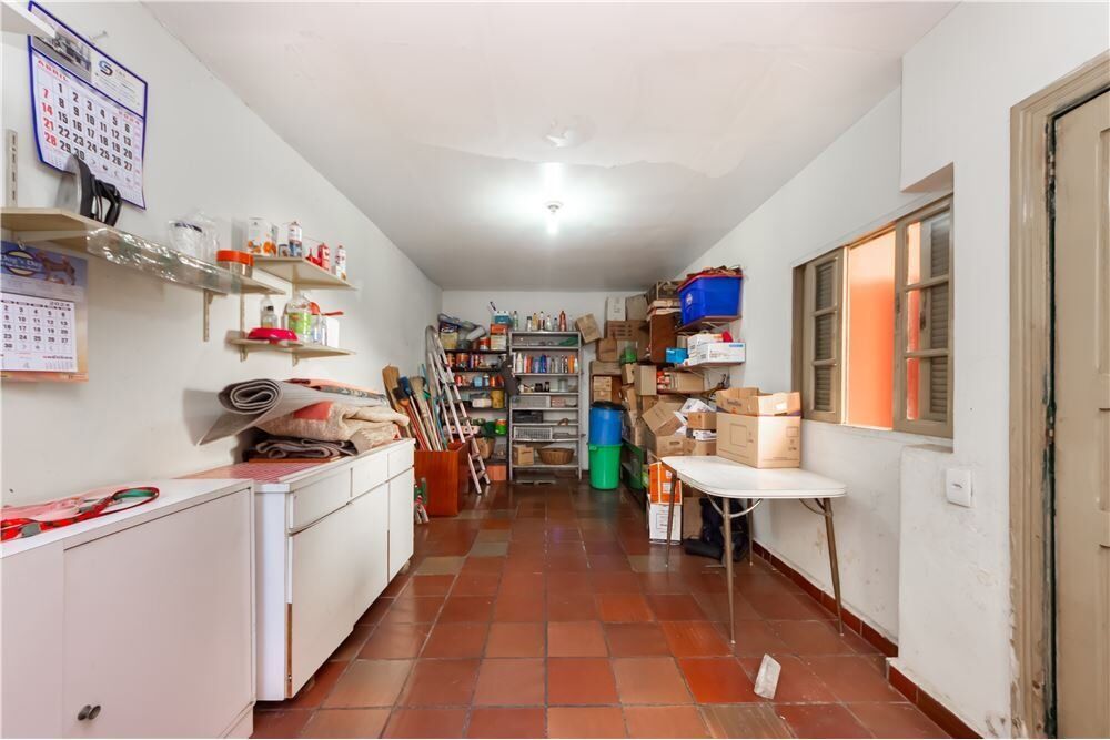 Casa à venda com 3 quartos, 220m² - Foto 3